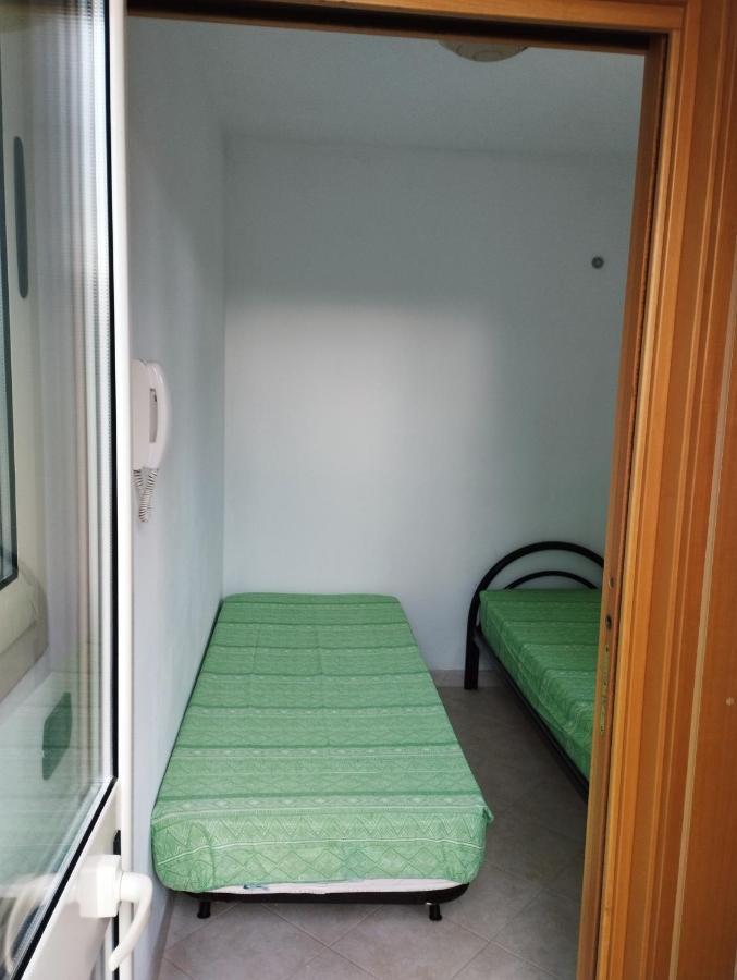 Clave, Affittacamere, Casa Vacanze Cozze Exterior photo