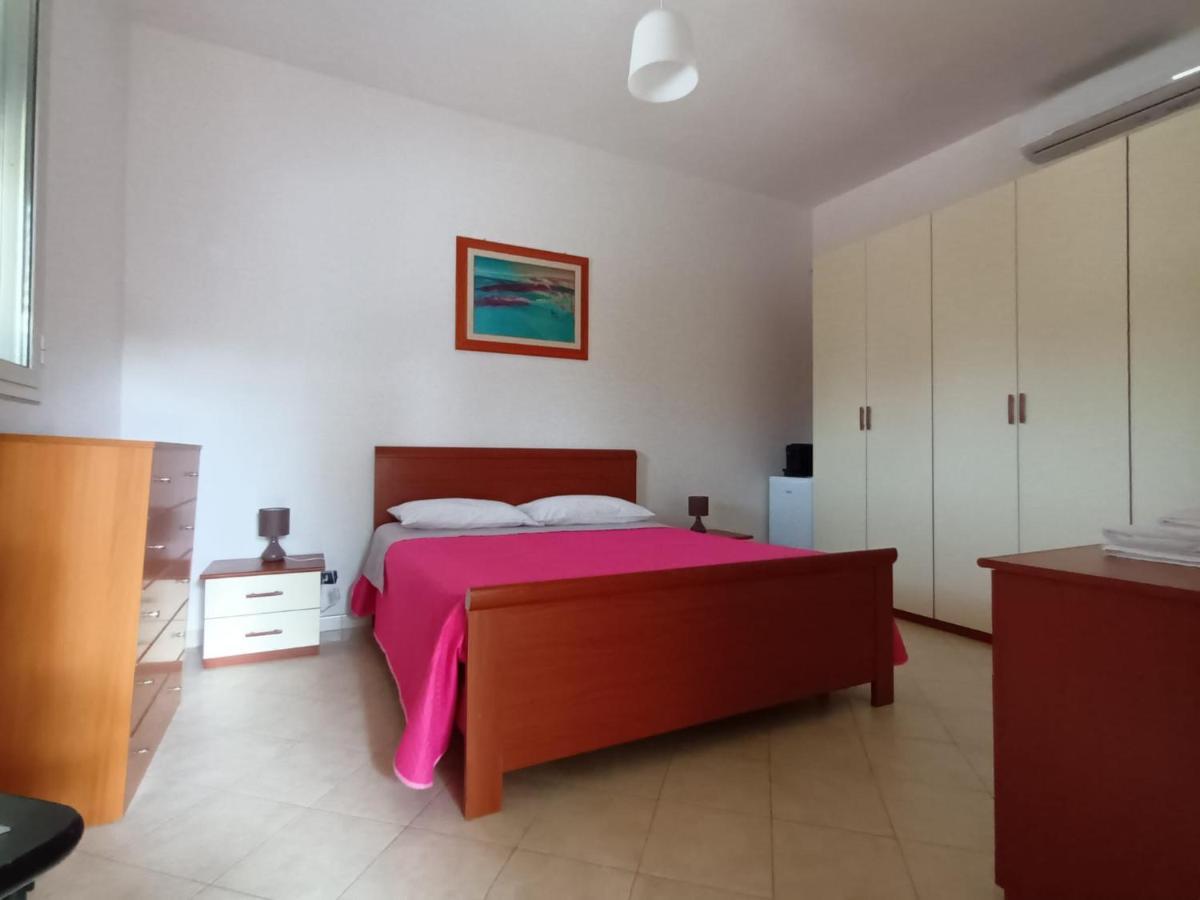 Clave, Affittacamere, Casa Vacanze Cozze Exterior photo