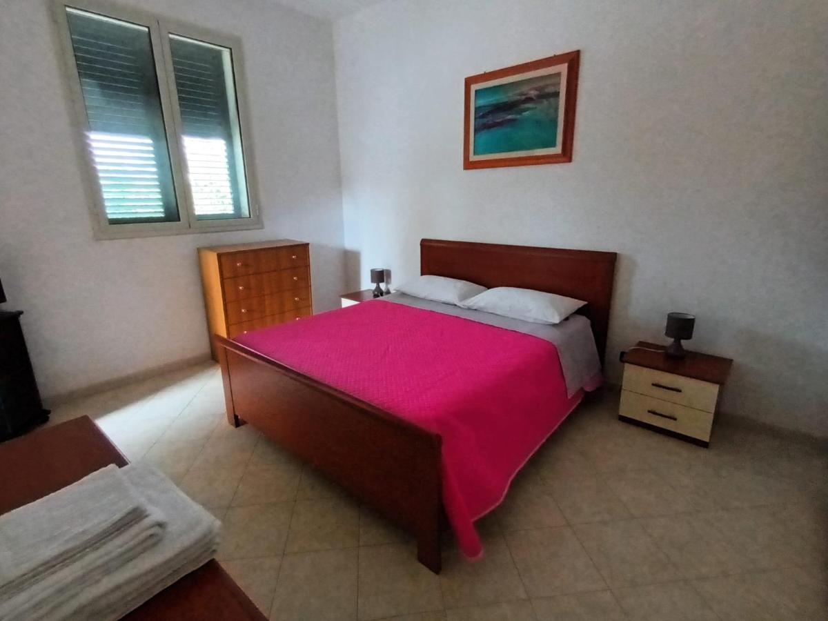 Clave, Affittacamere, Casa Vacanze Cozze Exterior photo